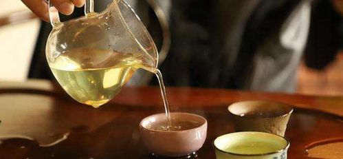 除夕夜,這4類茶千萬別上桌,全是劣質(zhì)茶,不好喝還沒面子